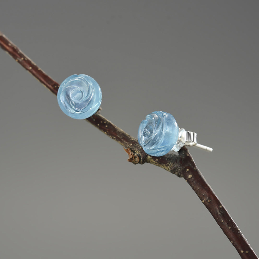 Rose-Earrings-With-Aquamarine-By-Yonandole_6