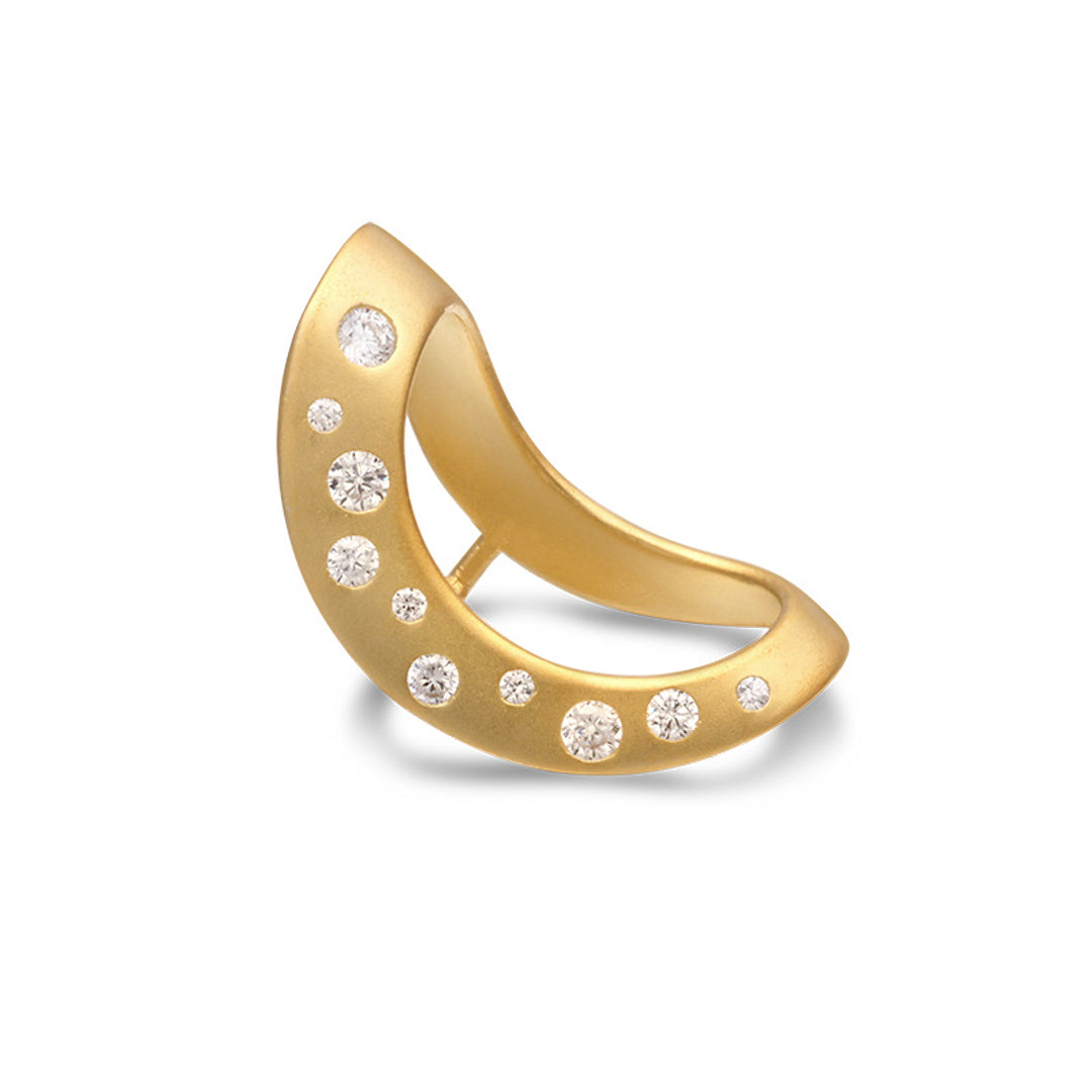 Semicircular-Earrings-With-Zirconia-By-Yonandole_3