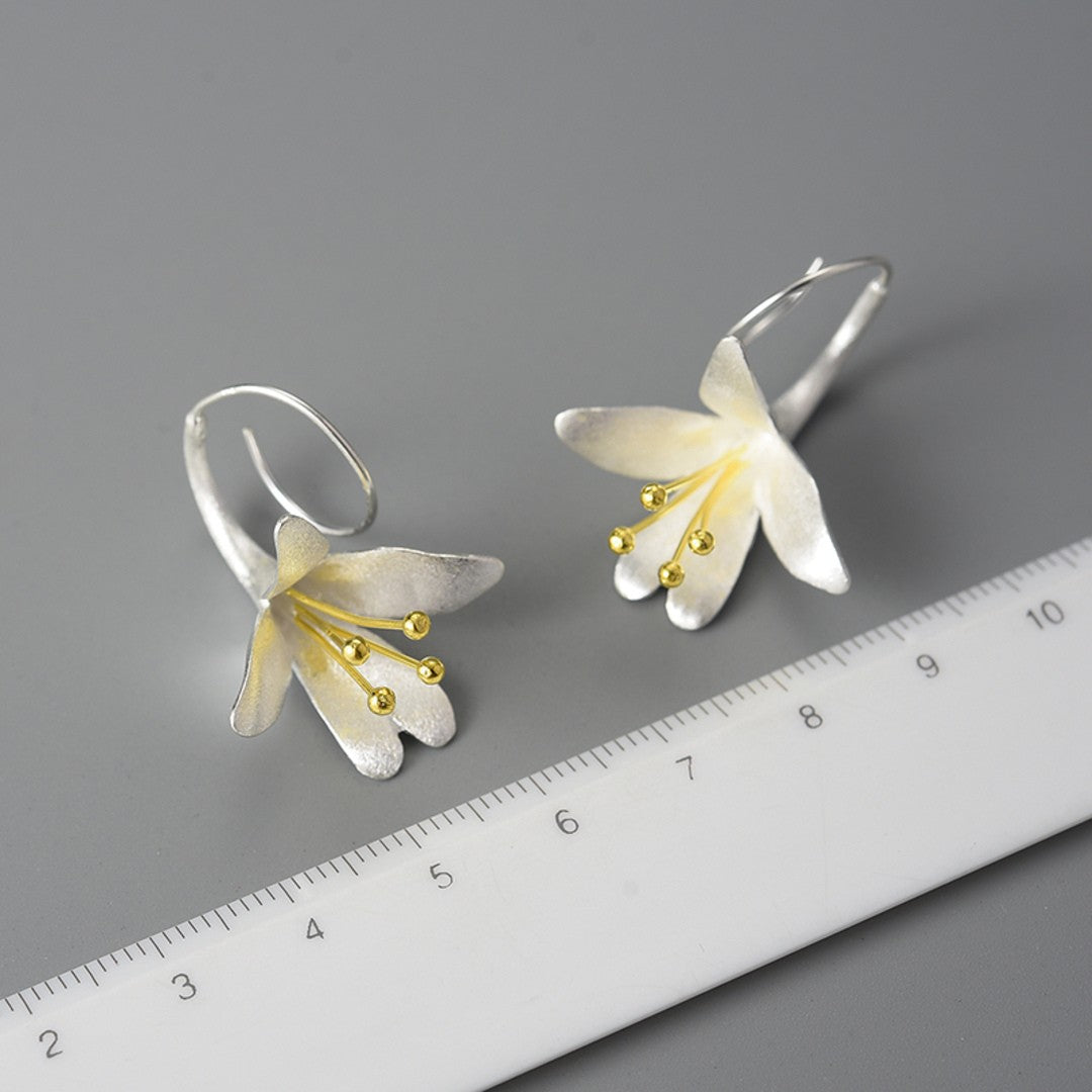 Splendiid-Flower-Earrings-By-Yonandole_2