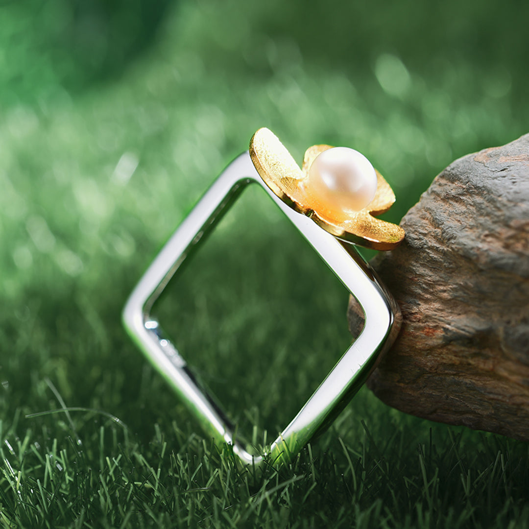 Square-Ring-With-Abstract-Clover-By-Yonandole_7