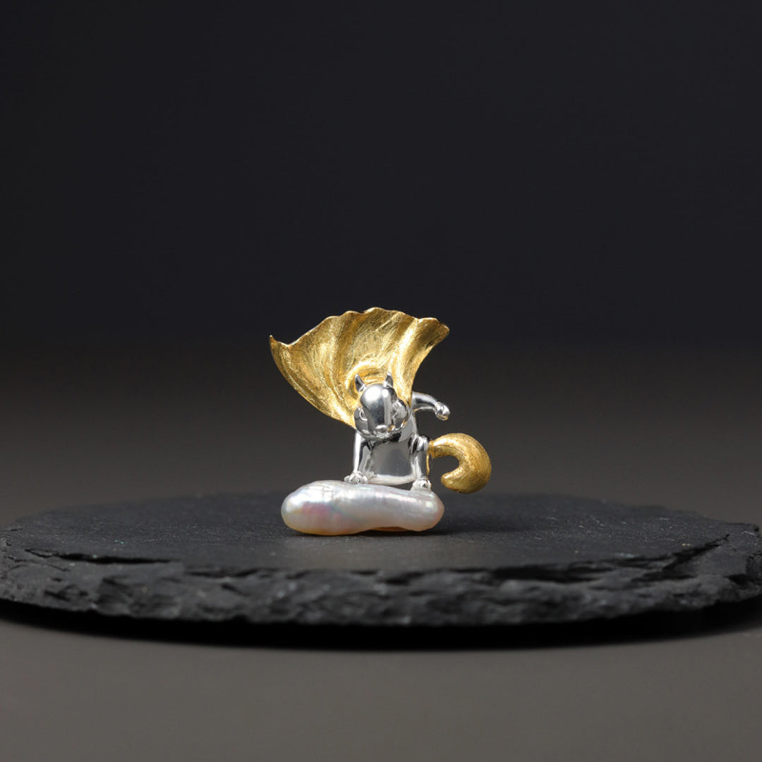 Squirrel-Man-Pendant-By-Yonandole_3a