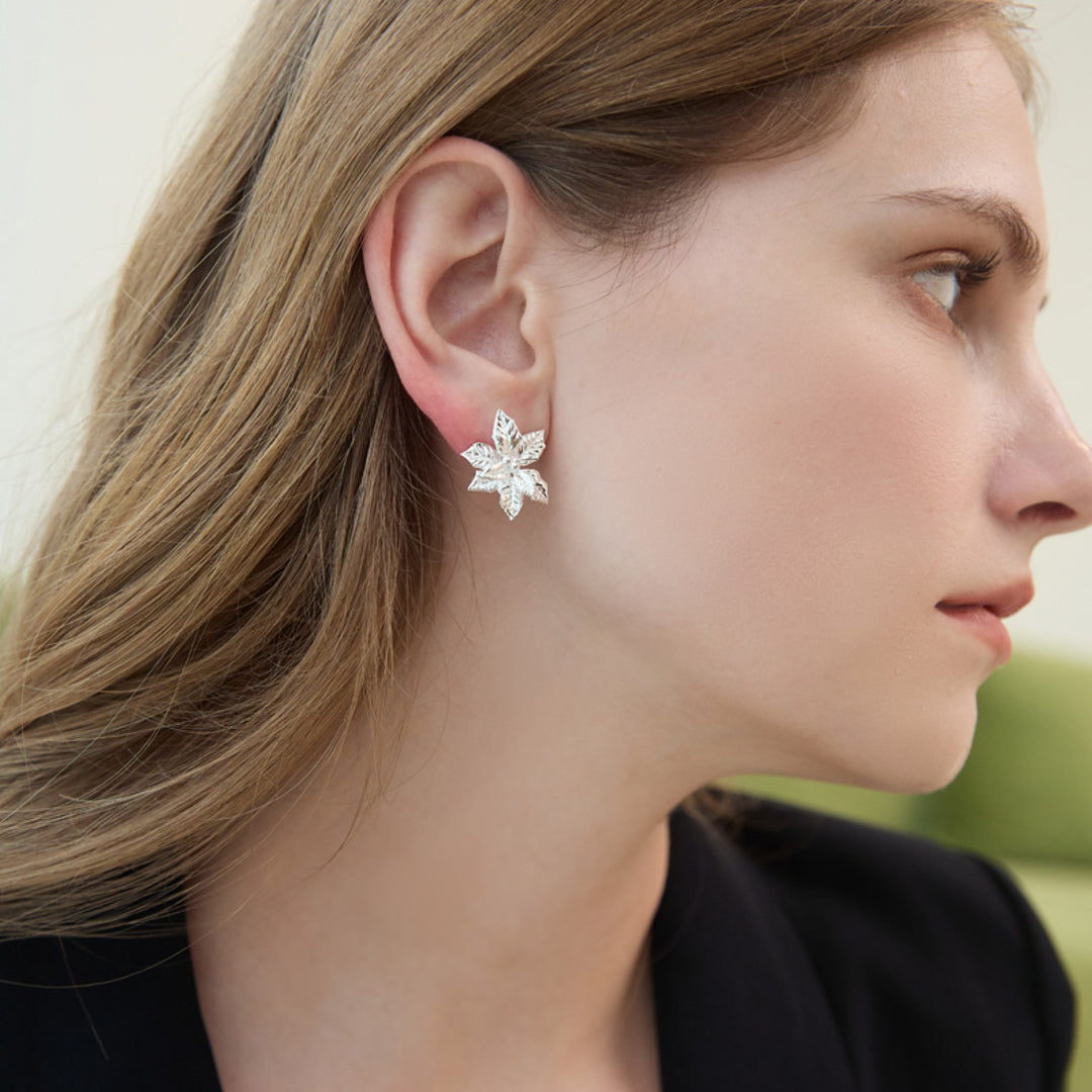 Star-Flower-Earrings-By-Yonandole_5a