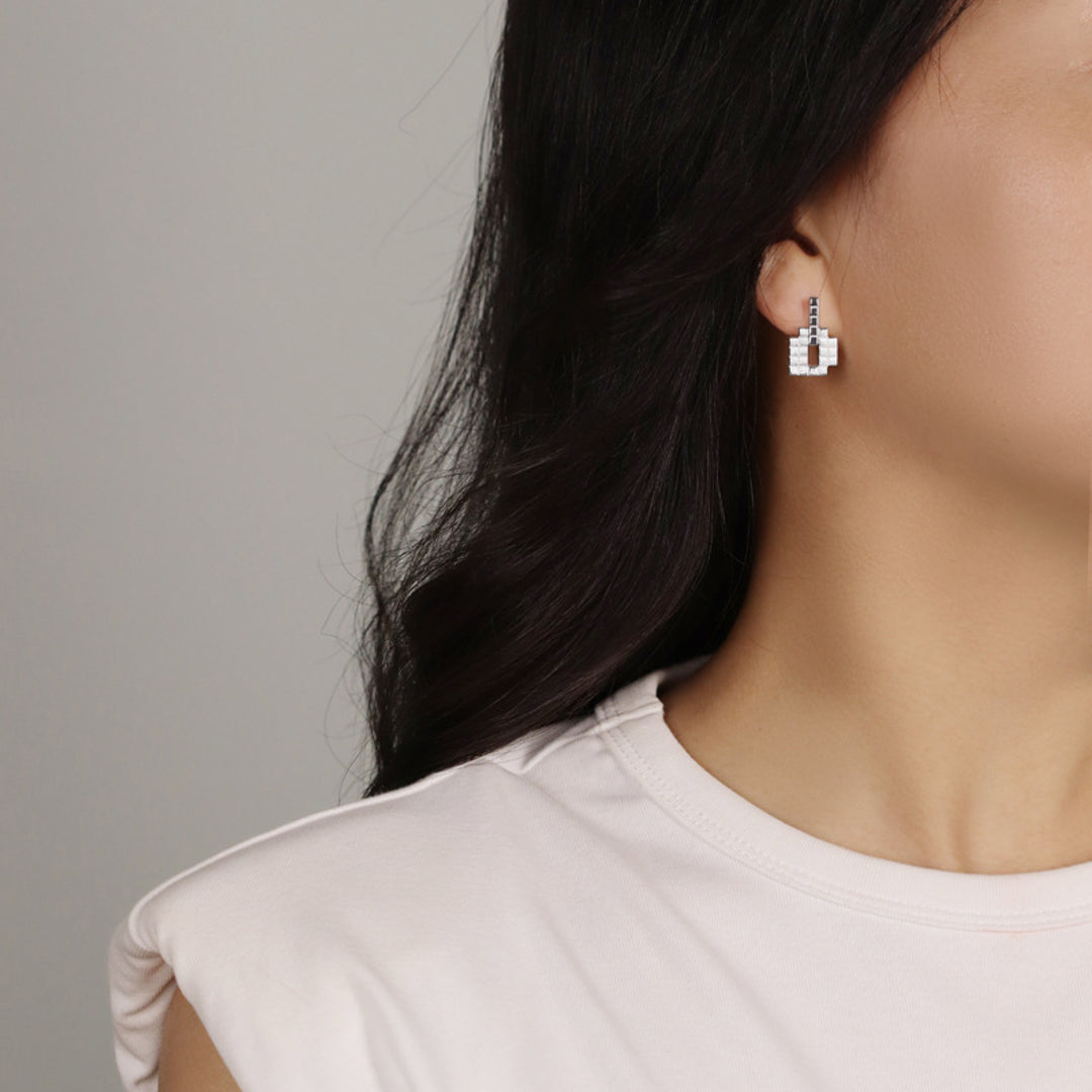 Stud-Earrings-Tetris-Style-By-Yonandole_10