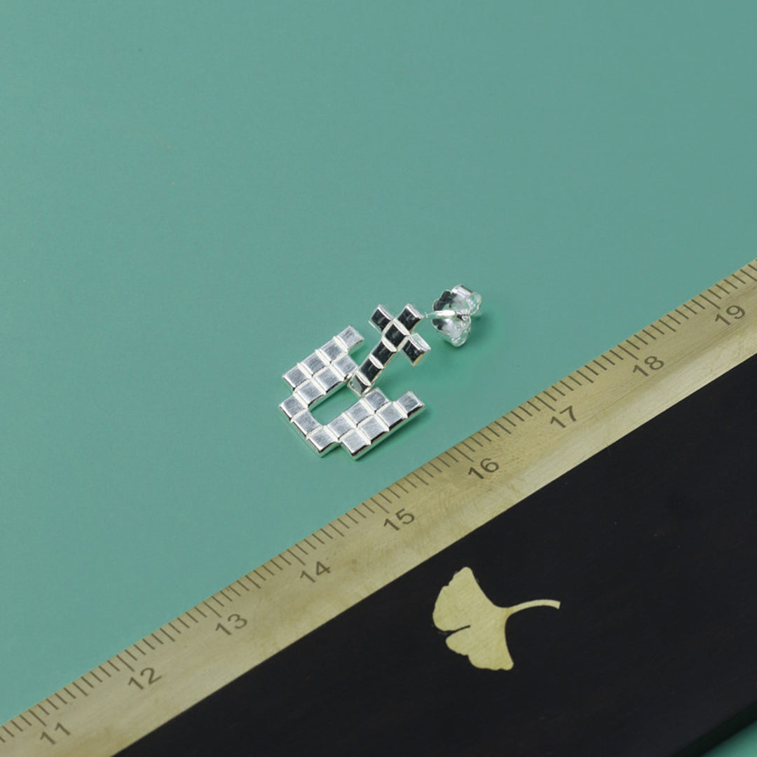 Stud-Earrings-Tetris-Style-By-Yonandole_14