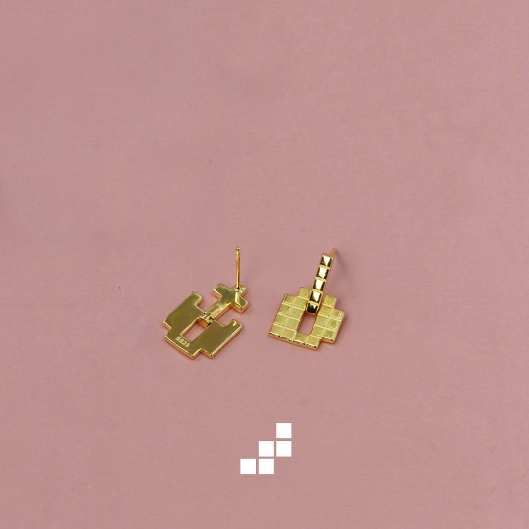 Stud-Earrings-Tetris-Style-By-Yonandole_9