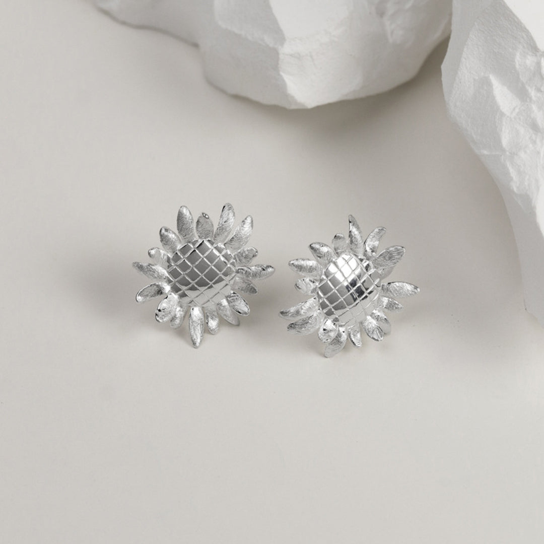 Sunflower-Earrings-By-Yonandole_7
