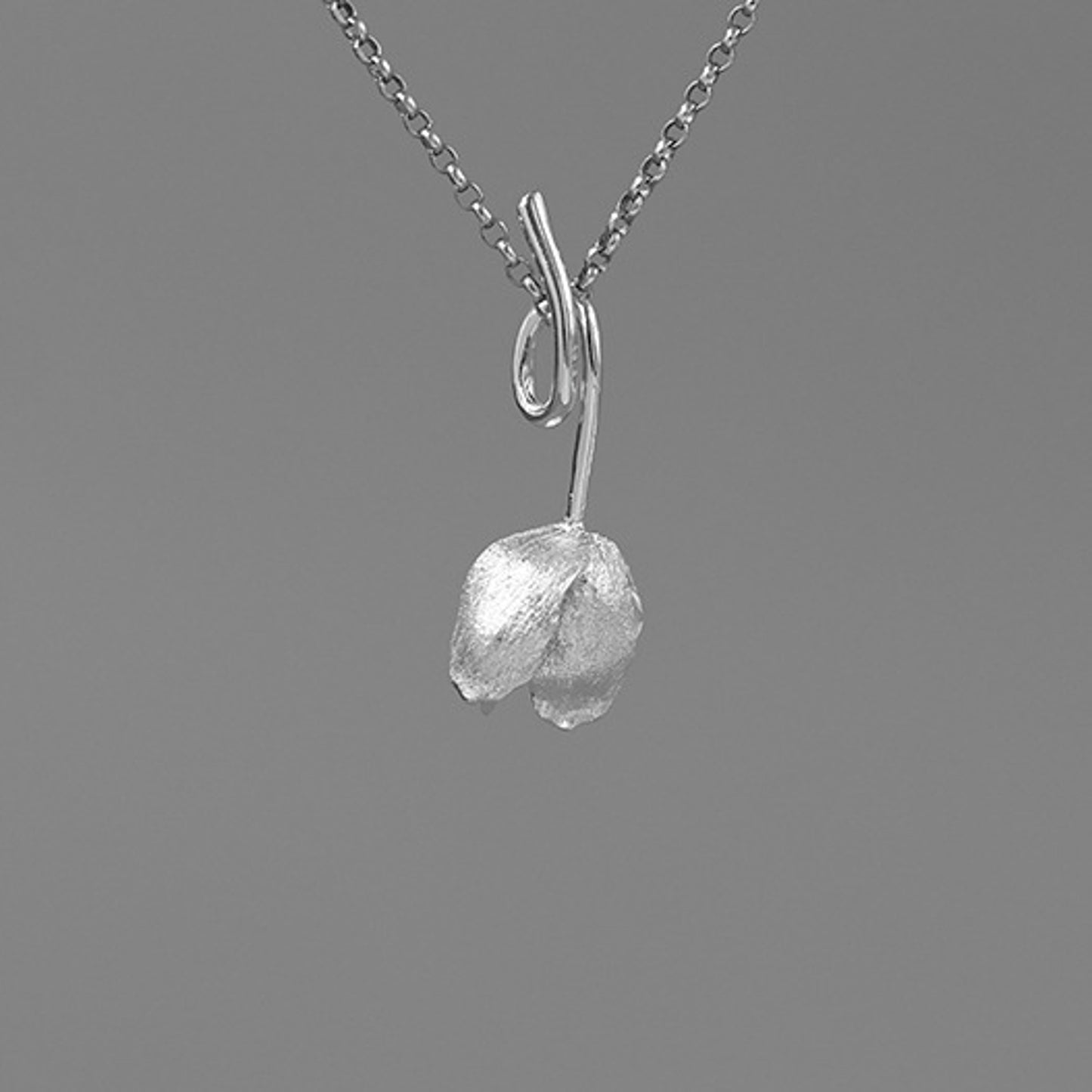 Tulip-Pendant-By-Yonandole_7a