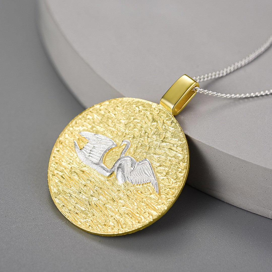 Two-Swans-In-Sunlight-Pendant-By-Yonandole_4