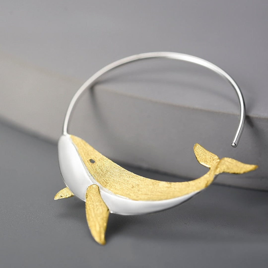 Whale-Earrings-By-Yonandole_3