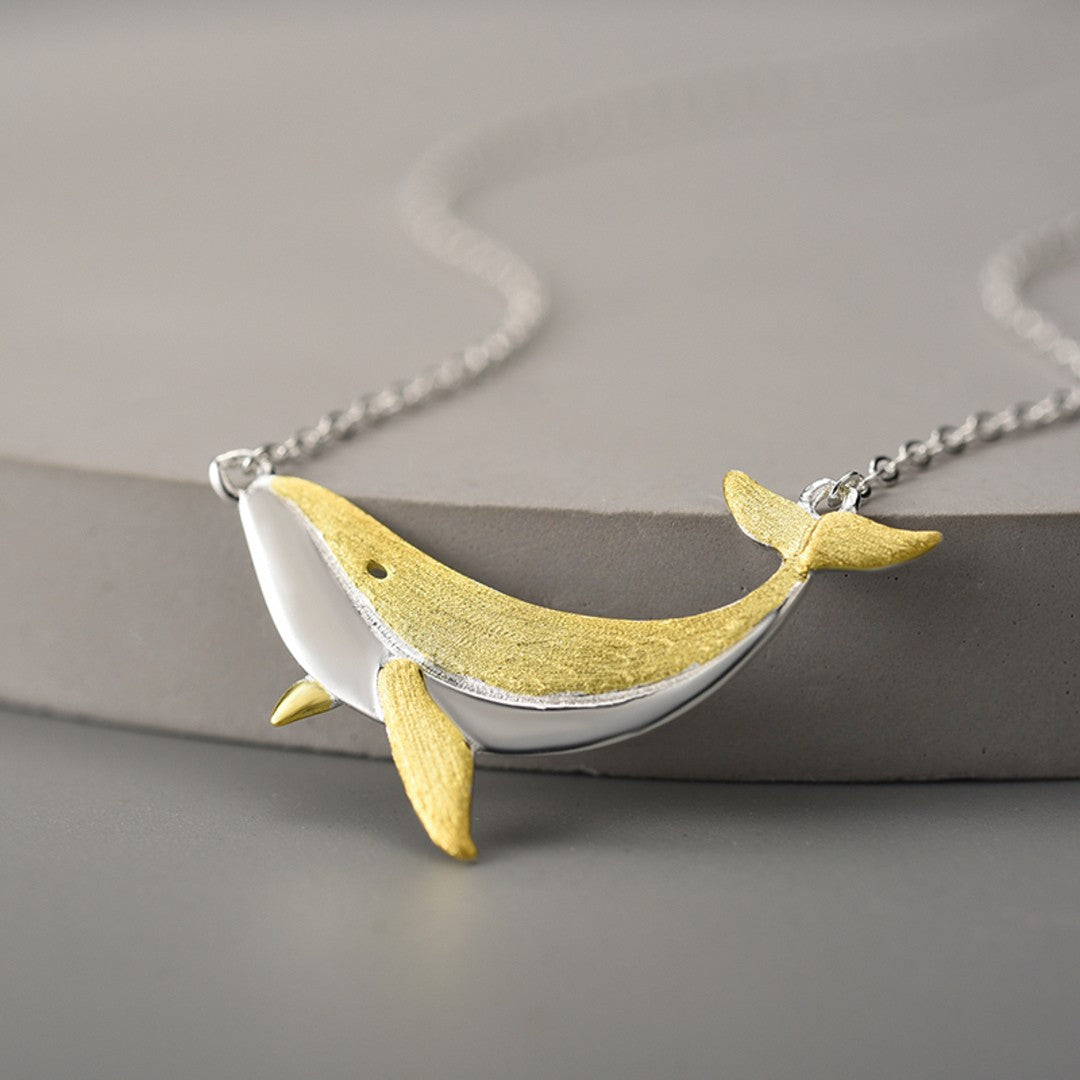 Whale-Necklace-By-Yonandole_3
