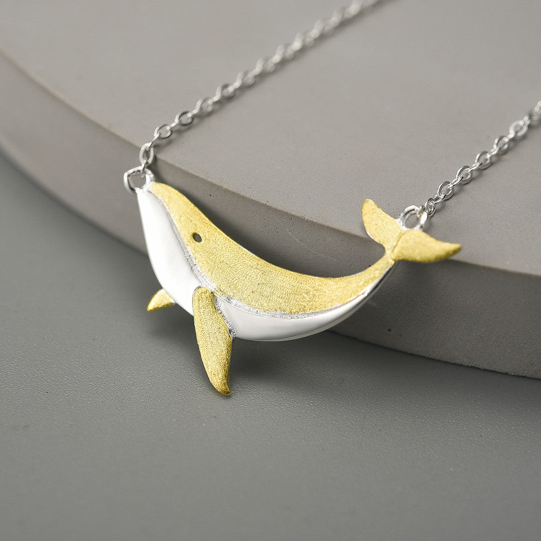 Whale-Necklace-By-Yonandole_5