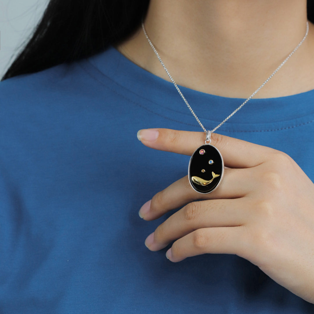 Whale-Pendant-With-Black-Agate-By-Yonandole_6