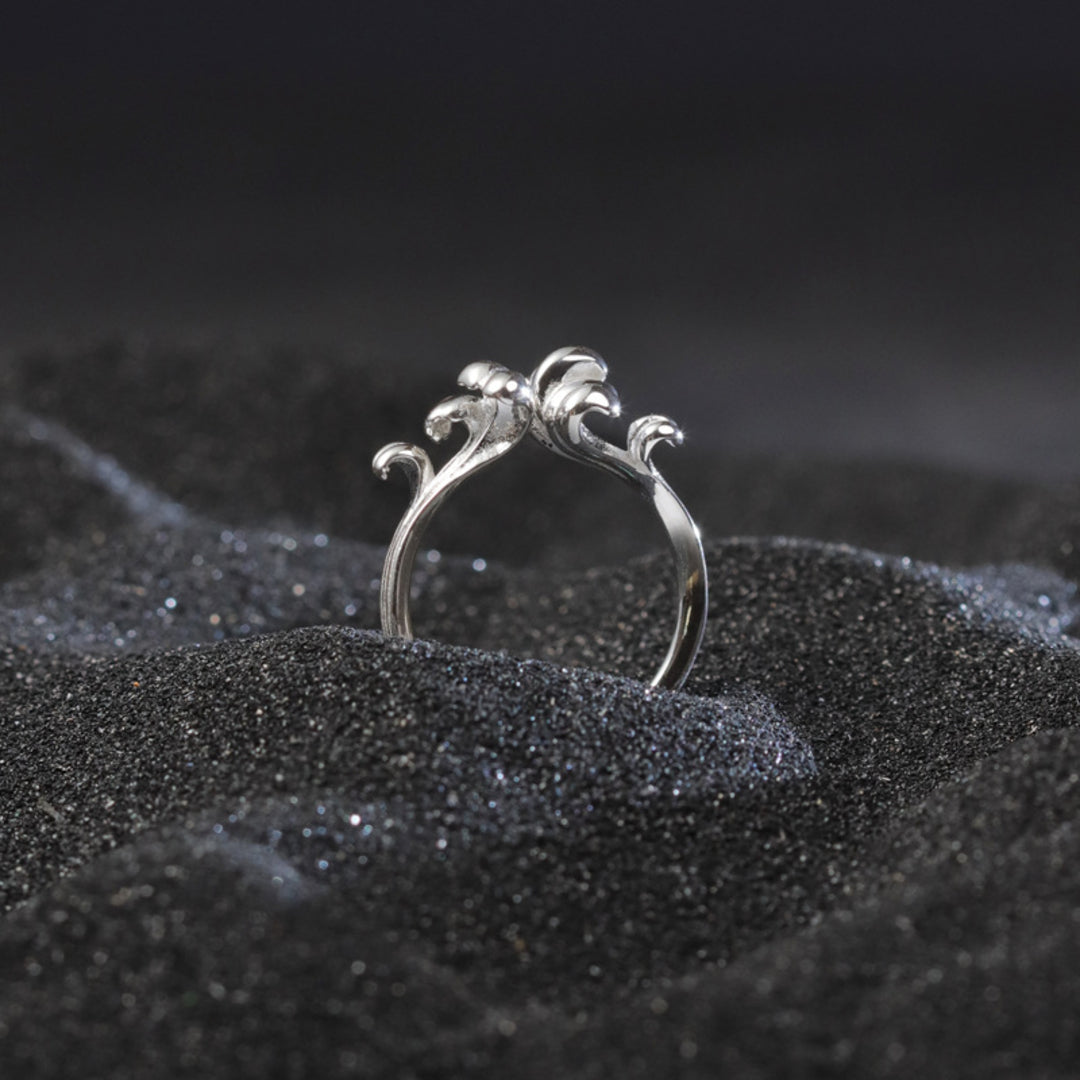 Wind-And-Wave-Ring-By-Yonandole_8