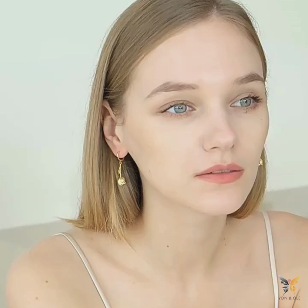 Tulip-Earrings-By-Yonandole_1