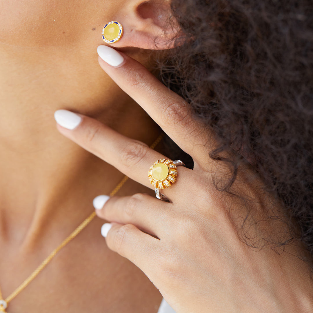 Amber-Ring-Light-Luxury-Retro-Style-By-Yonandole_7