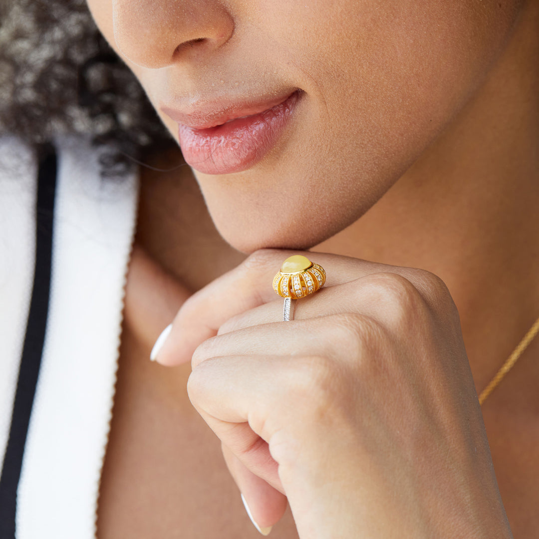Amber-Ring-Light-Luxury-Retro-Style-By-Yonandole_9