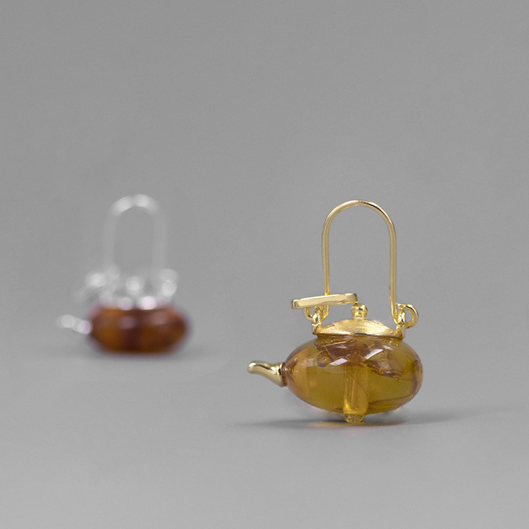 Amber-Teapot-Pendant-By-Yonandole_2