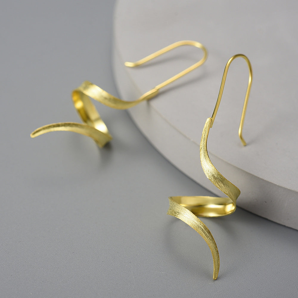 Asymmetrical-Earrings-With-Slim-Ribbon-By-Yonandole_6