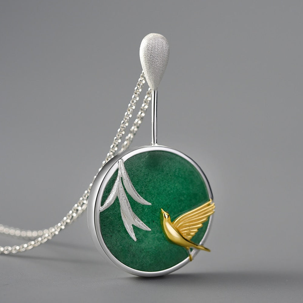 
                      
                        Aventurine-Pendant-With-Swallow-AndWillow-By-Yonandole_1
                      
                    