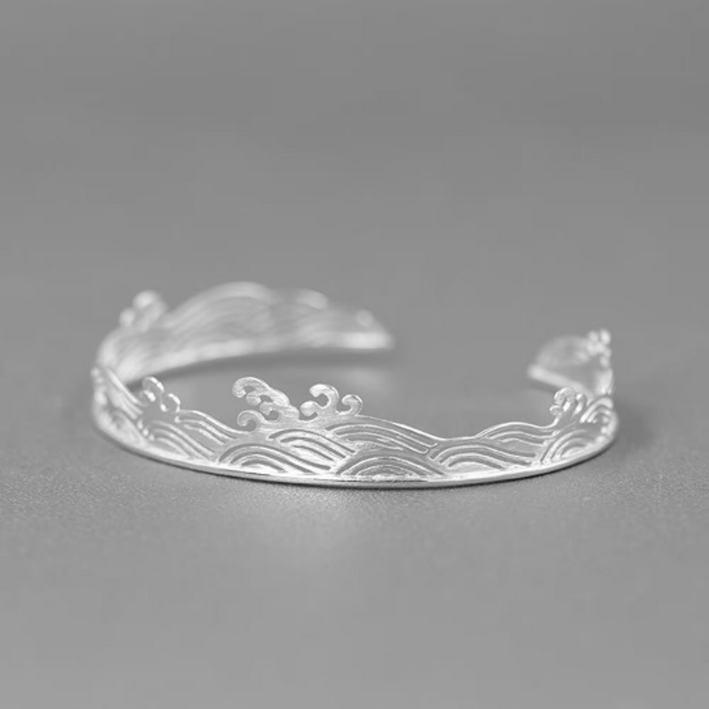 Bangle-With-Sea-Waves-Pattern_2