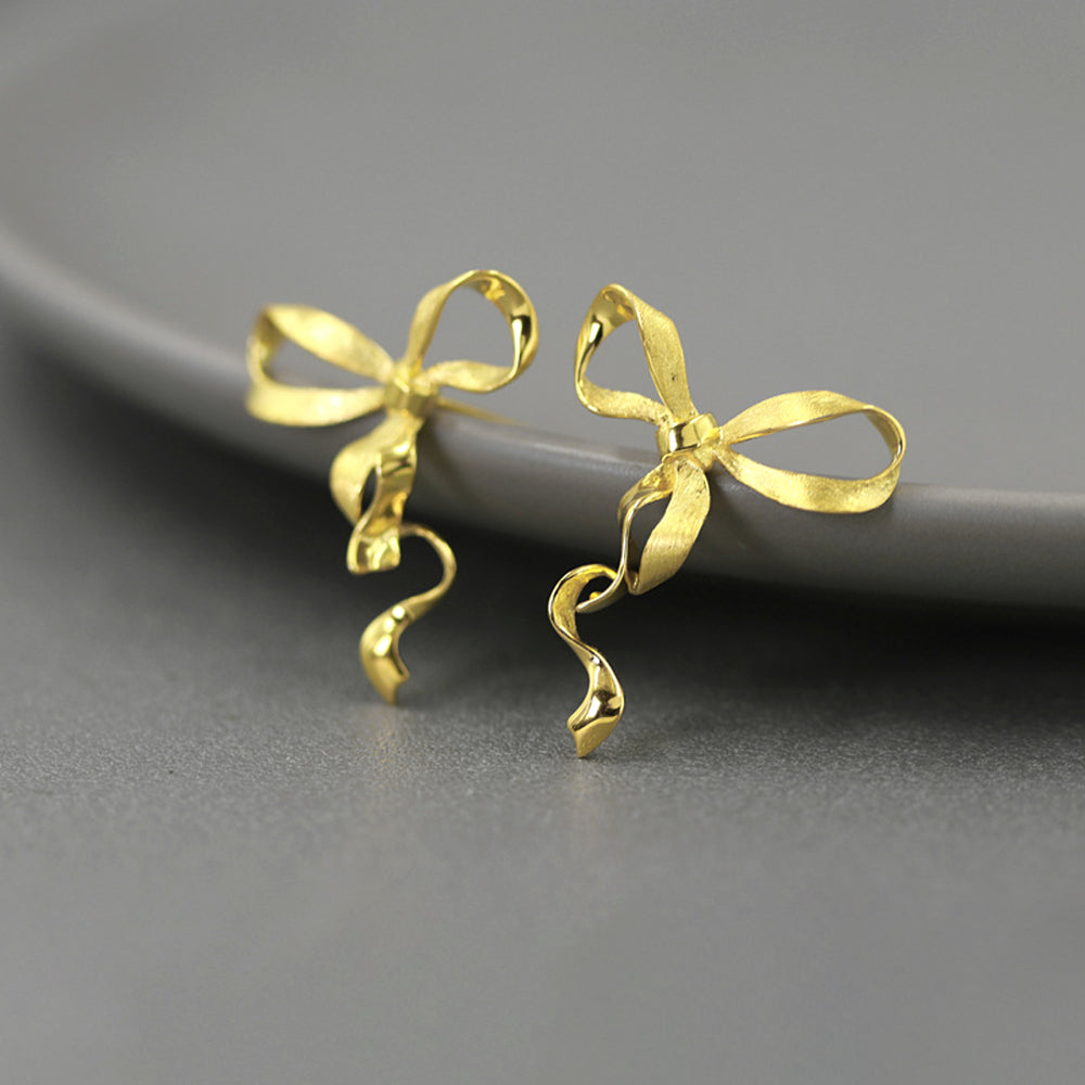 Bow-Earrings-By-Yonandole_4