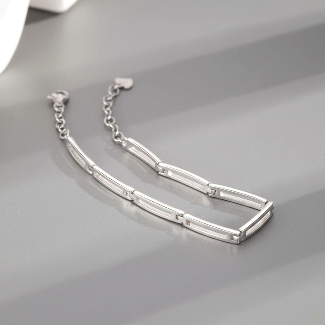 Bracelet-With-Elongated-Rectangular-Links-By-Yonandole_6