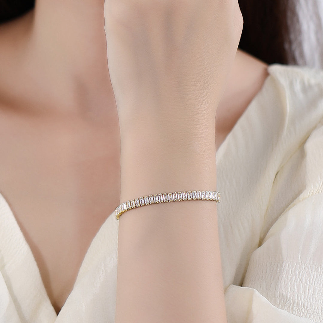 Bracelet-With-High-Grade-Rectangular-Zirconia-By-Yonandole_2