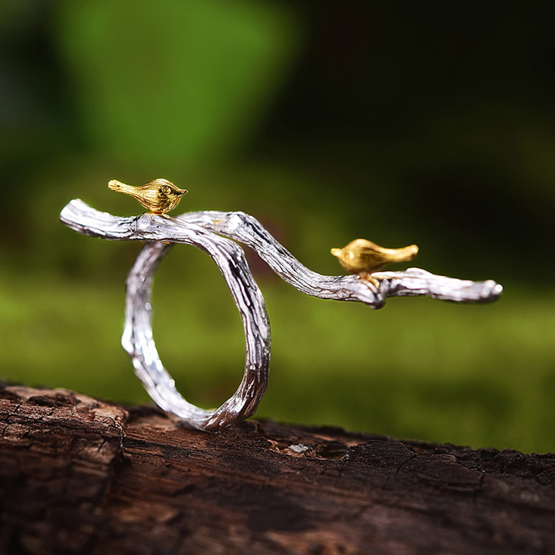 Branch-Ring-With-Tiny-Birds-By-Yonandole_8