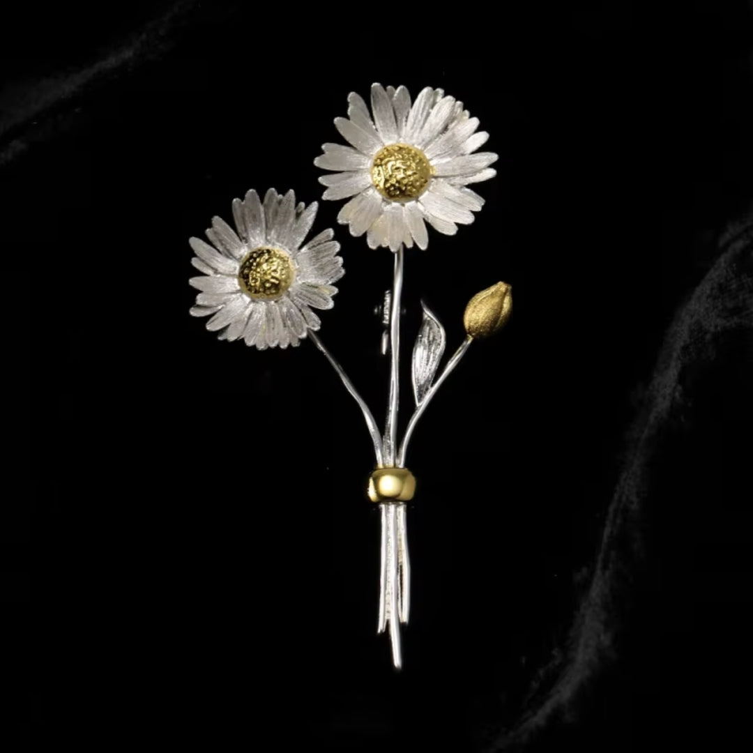 Brooch-With-Chamomile-Flowers-By-Yonandole_3