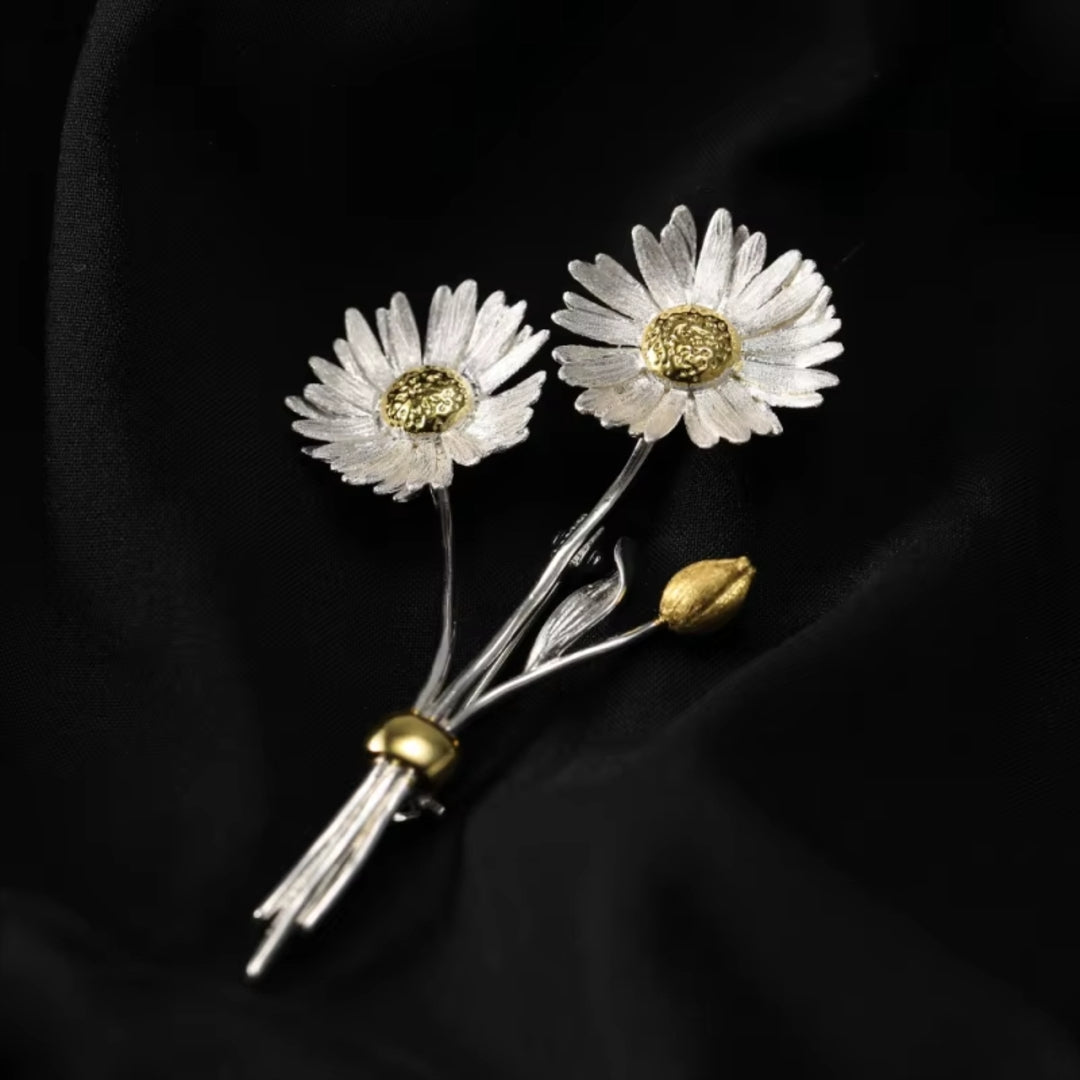 Brooch-With-Chamomile-Flowers-By-Yonandole_5