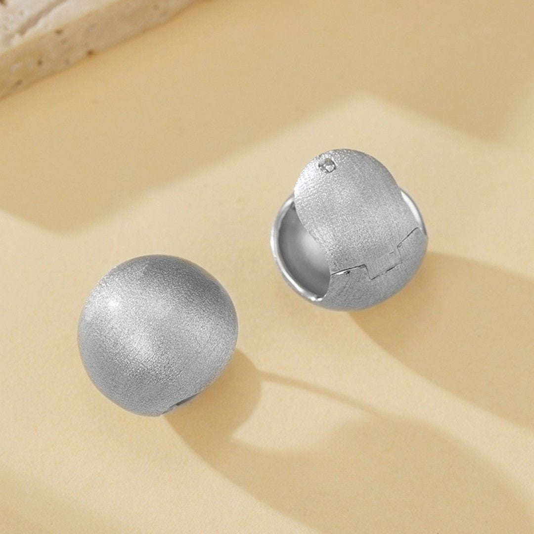 Brushed-Ball-Earrings-By-Yonandole_3
