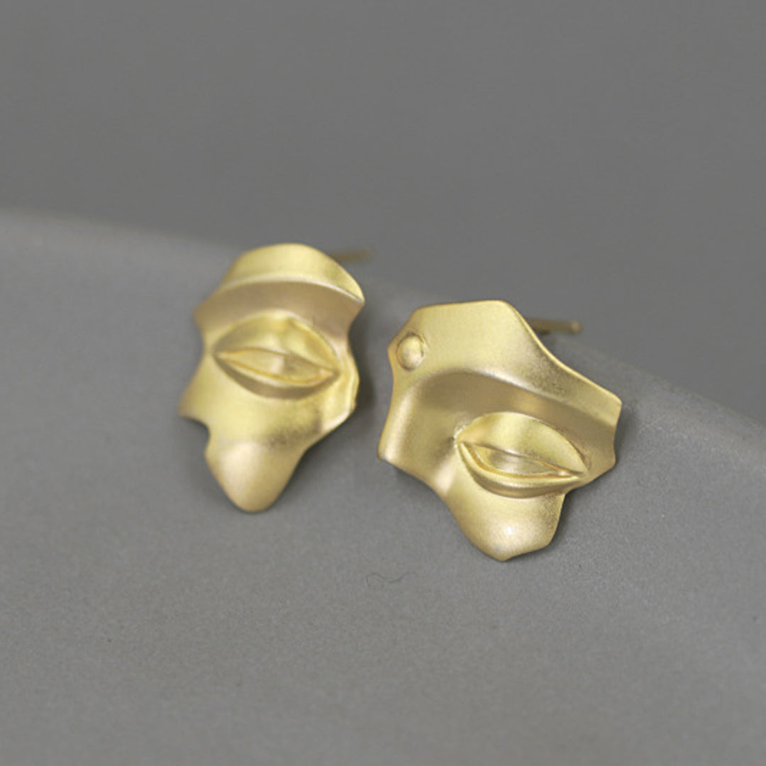 Buddha-Statue-Fragments-Earrings-By-Yonandole_5