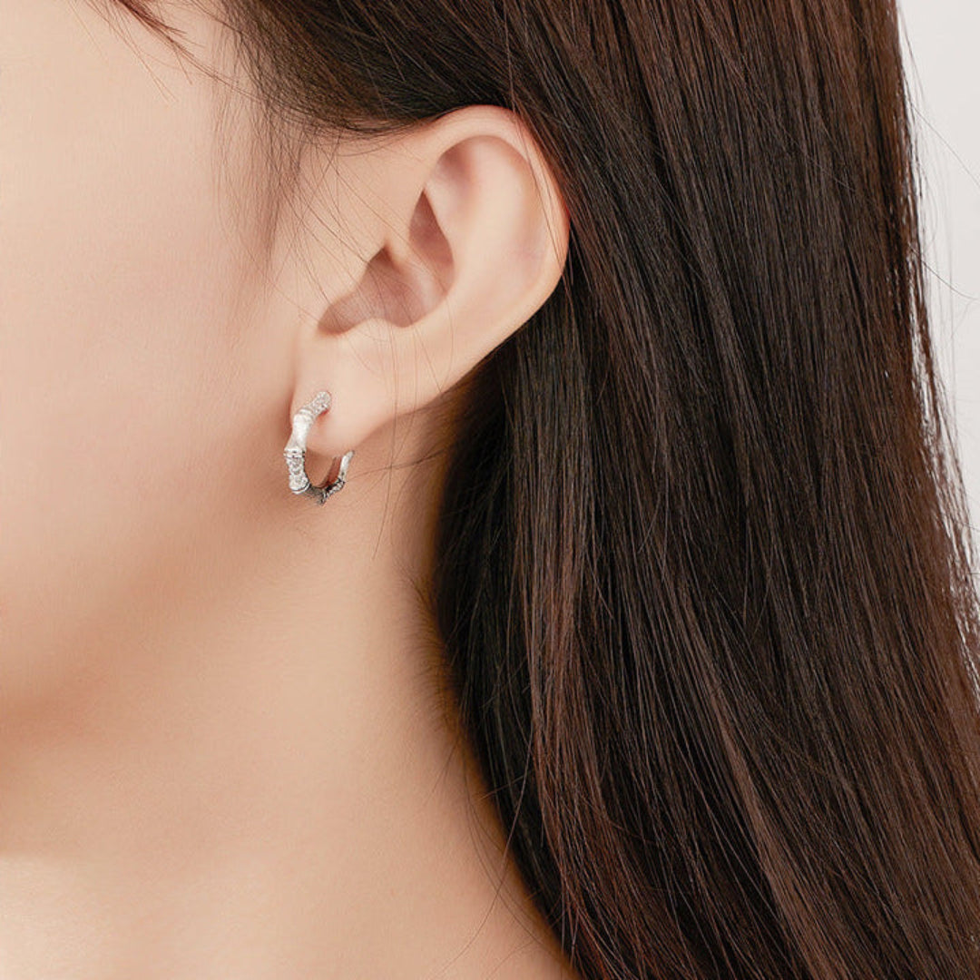 C-Hoop-With-Bamboo-Shape-And-Zirconia-By-Yonandole_8