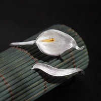 Calla-Lily-Bangle-By-Yonandole_1