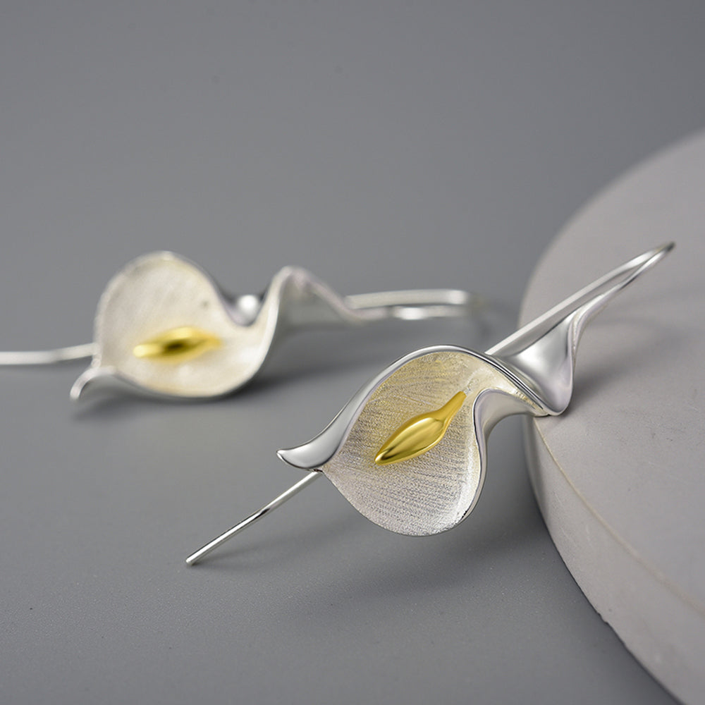 Calla-Lily-Earrings-By-Yonandole_1