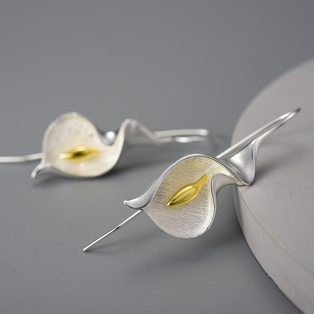 Calla-Lily-Earrings-By-Yonandole_1