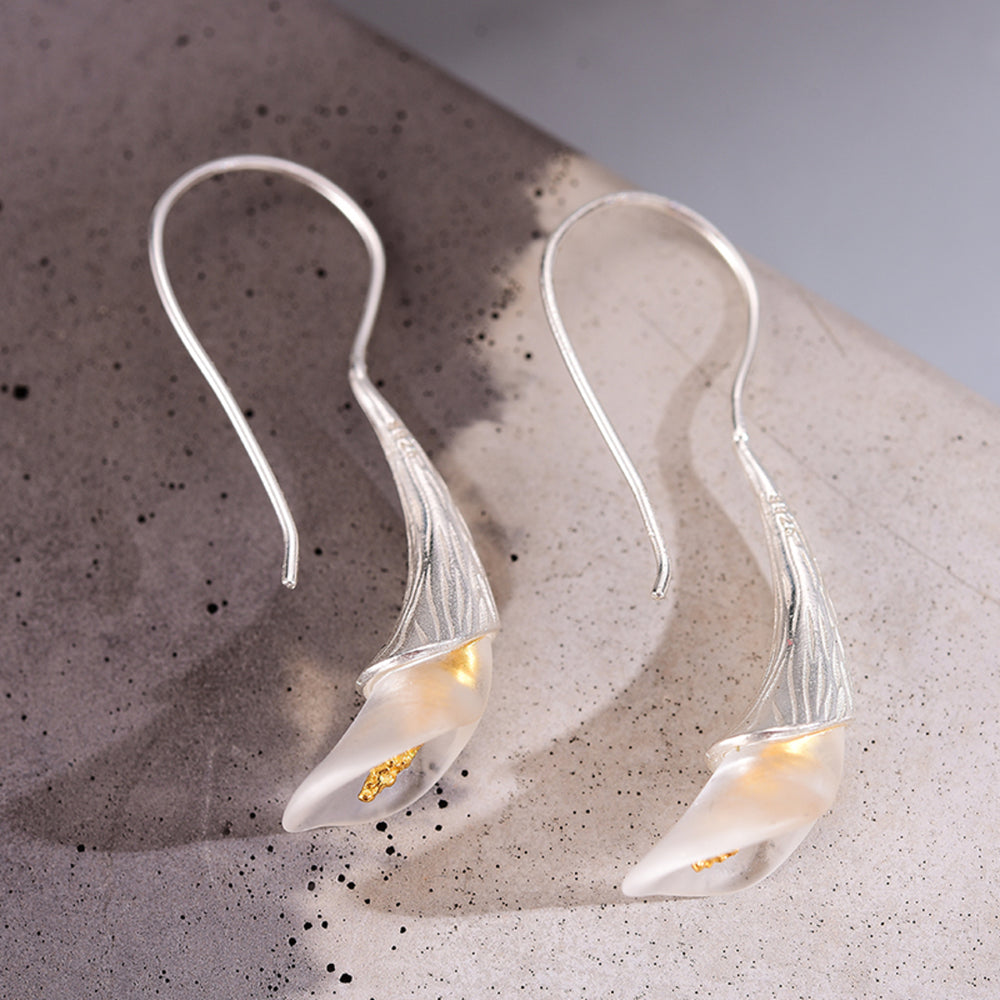 Calla-Lily-Flower-Earrings-By-Yonandole_1