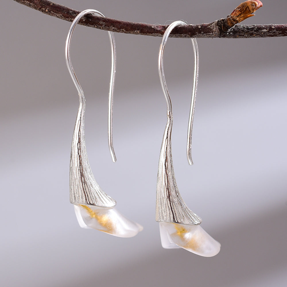 Calla-Lily-Flower-Earrings-By-Yonandole_2