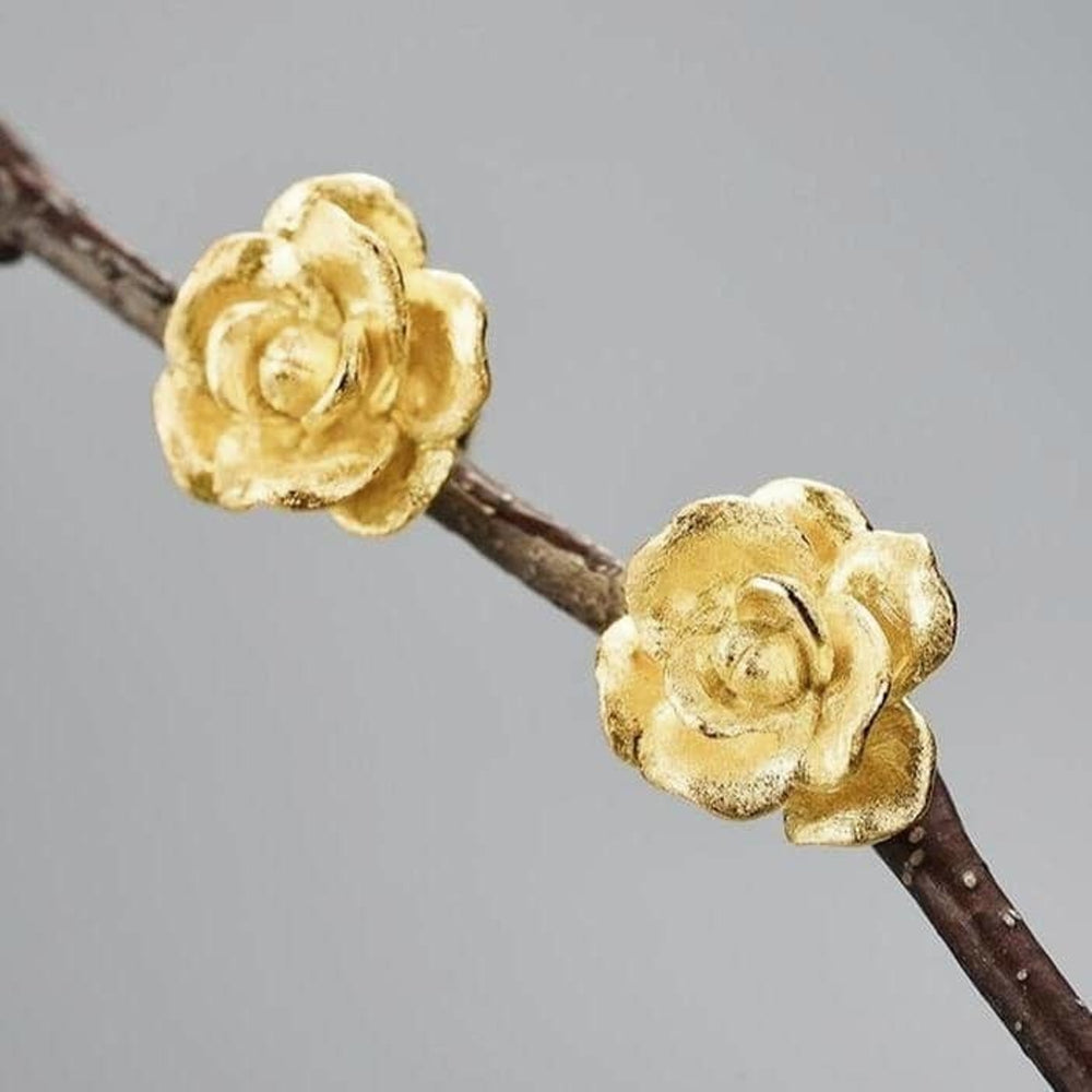 
                      
                        Camellia-Flower-Earrings-By-Yonandole_7
                      
                    