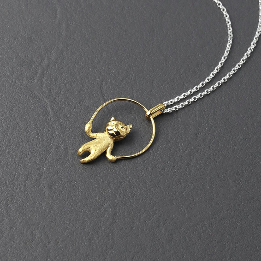 
                      
                        Cat-Jumping-Rope-Pendant-By-Yonandole_7
                      
                    