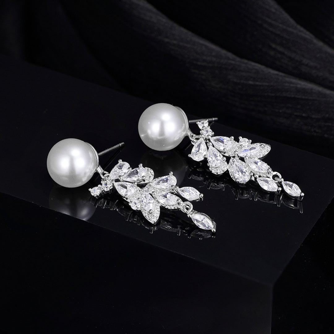 Chandelier-Earrings-With-Shell-Pearl-And-Zirconia-By-Yonandole_4