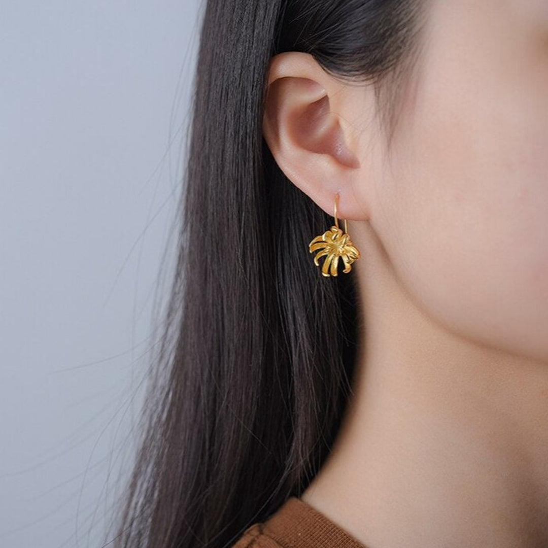 Chrysanthemum-Dangle-Earrings-By-Yonandole_10