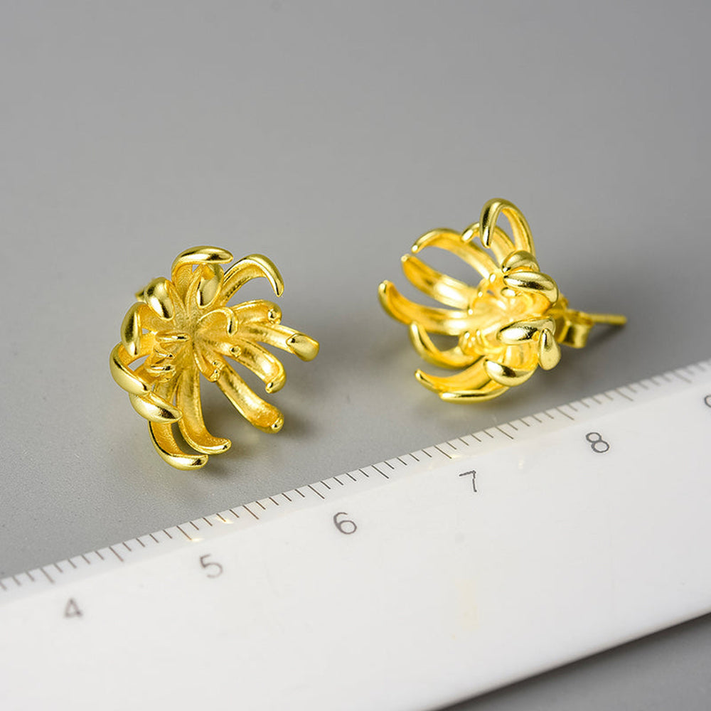 
                  
                    Chrysanthemum-Stud-Earrings-By-Yonandole_9
                  
                