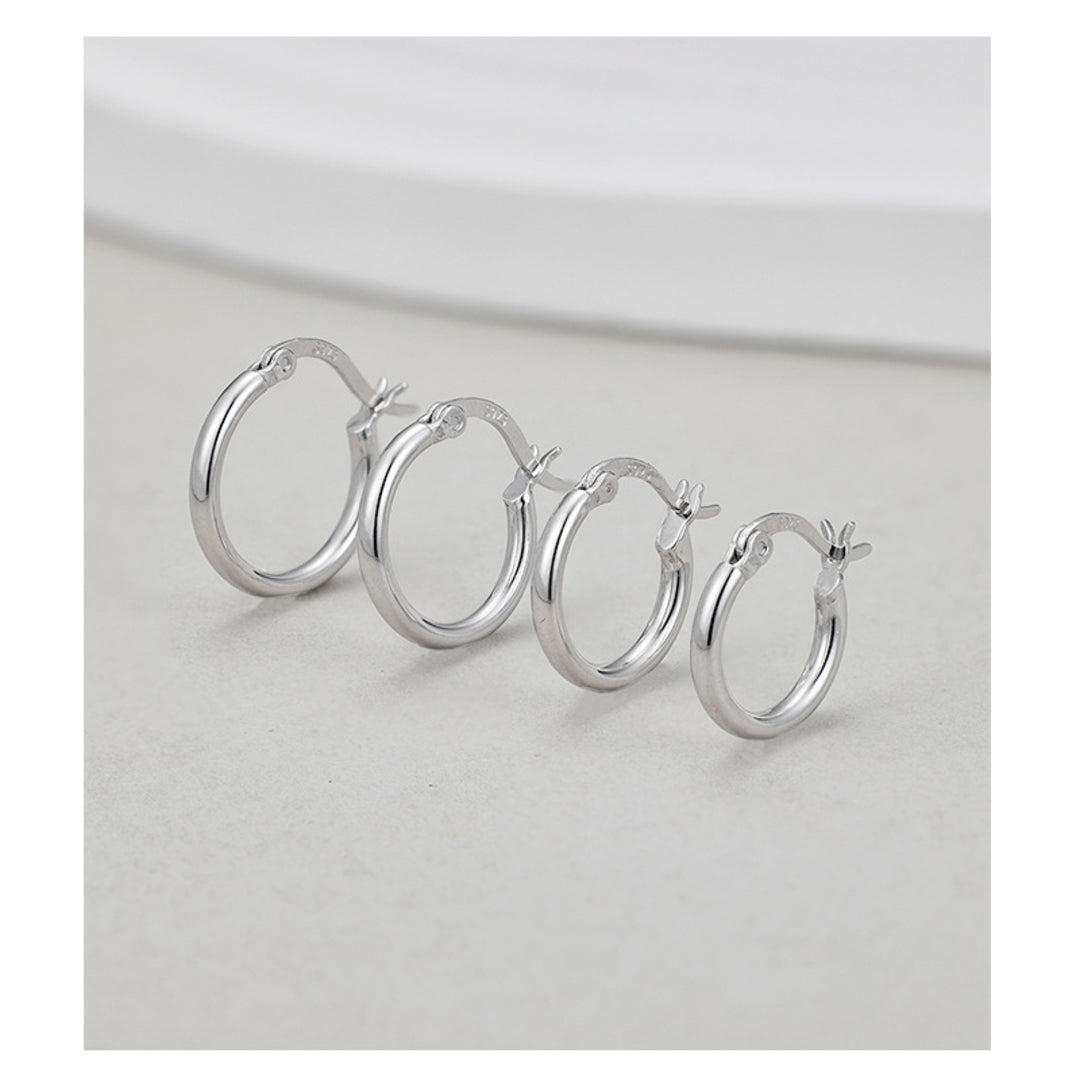 Classic-Small-Hoop-Earrings-Different-Sizes-By-Yonandole_4