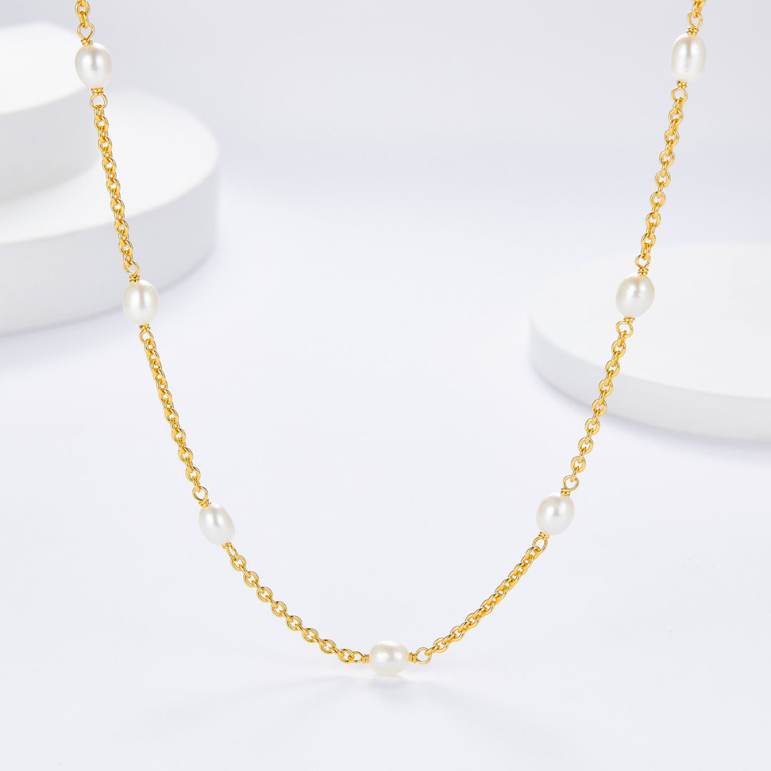 Clavicle-Necklace-With-White-Freshwater-Pearls-By-Yonandole_6
