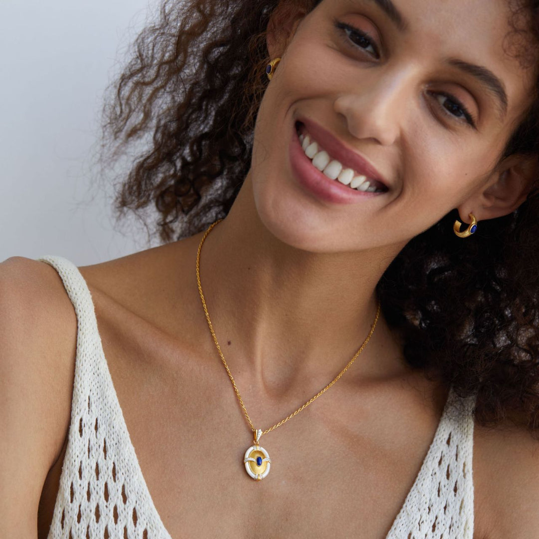 Cord-Necklace-With-Oval-Shell-Pendant-By-Yonandole_6