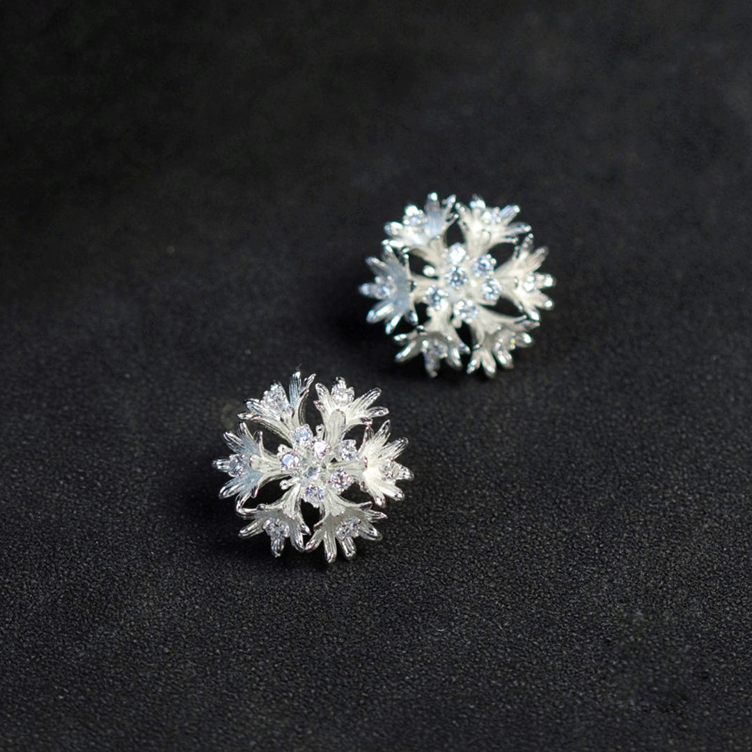 Cornflower-Earrings-With-Zirconia-By-Yonandole_17