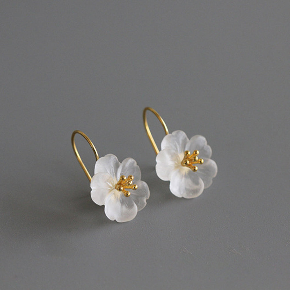 
                  
                    Crystal-Flower-Earrings-By-Yonandole_18
                  
                