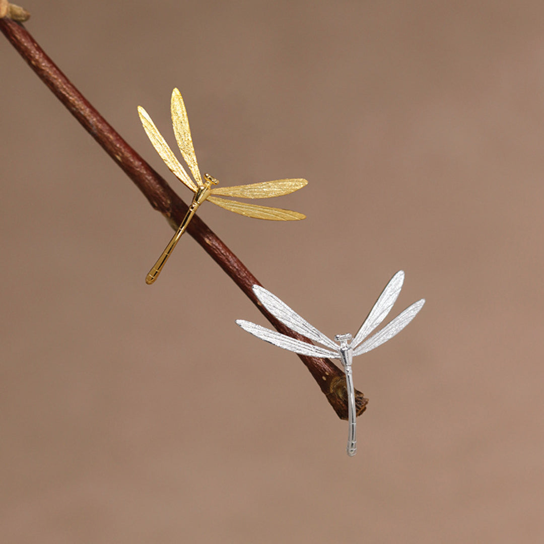 Dainty-Dragonfly-Brooch-By-Yonandole_1