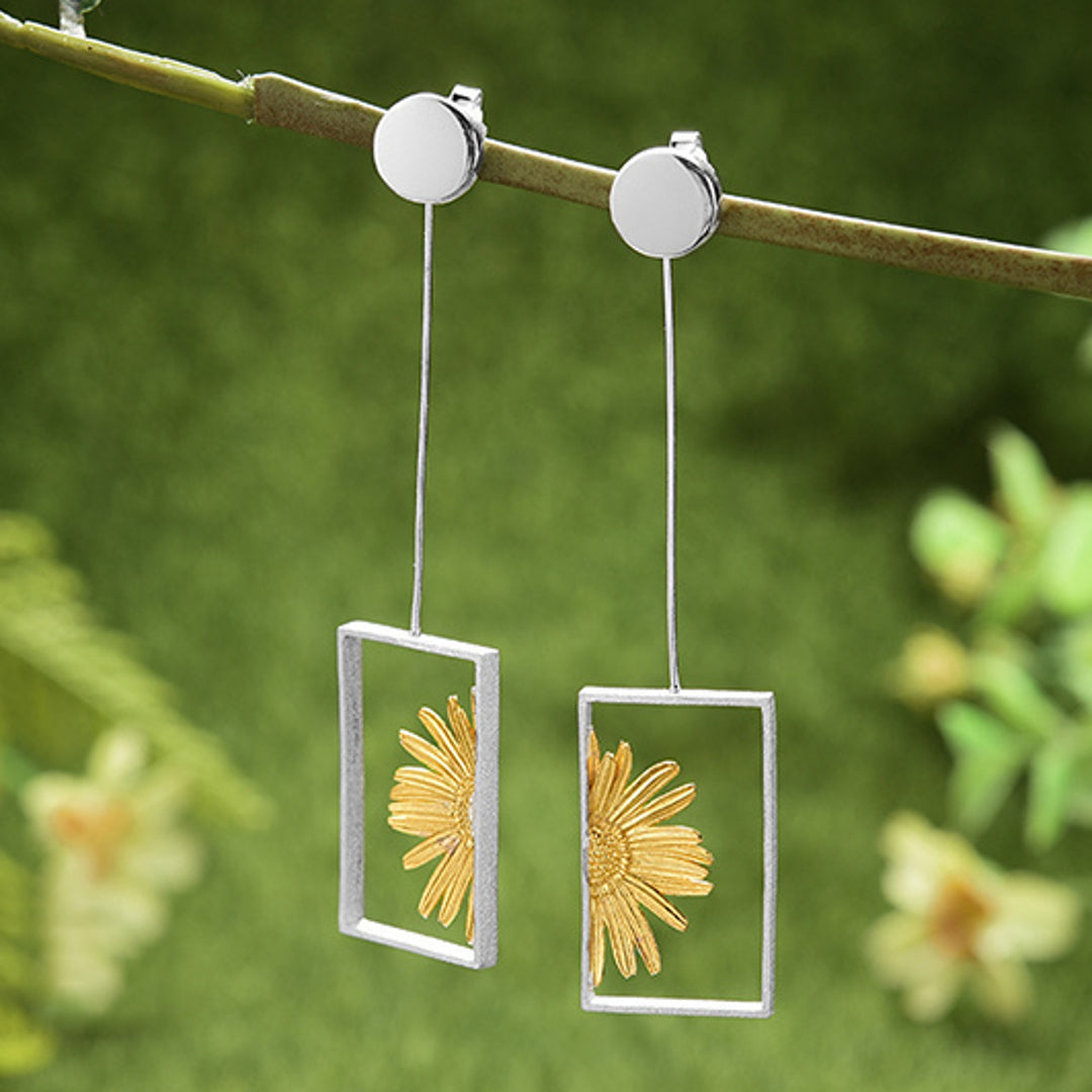 Daisy-Dangle-Earrings-By-Yonandole_1